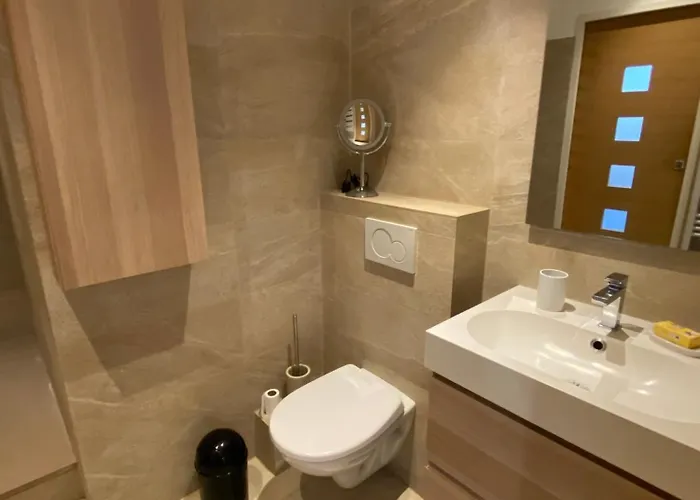 Peaceful Centre * Αντίμπ